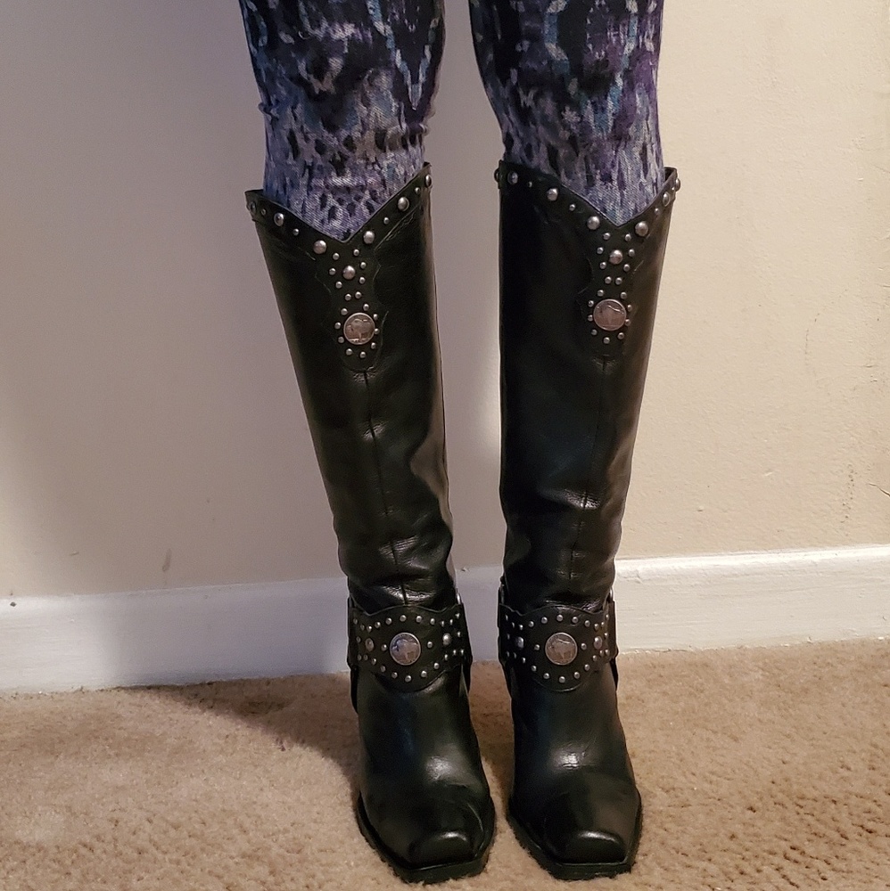 Antonio Melani Buffalo Studded Boot Sz 7